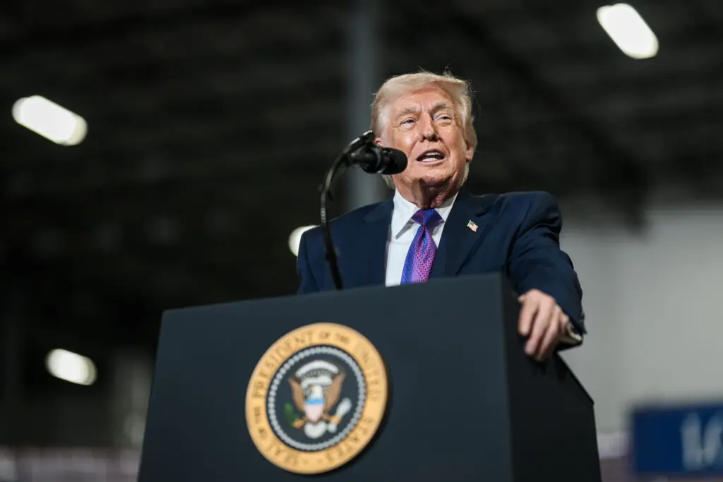 Le plan de Trump pour débloquer Ormuz face à la flambée pétrolière